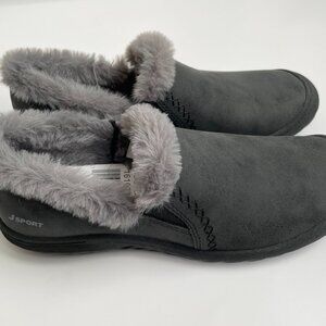 New J Sport Willa Slip On All Terrain Shoes - Women size 8